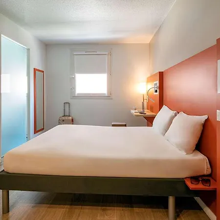 Hotel Ibis Budget Californie Lenval 2*