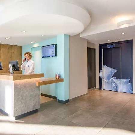 Ibis Budget Californie Lenval Hotel 2*